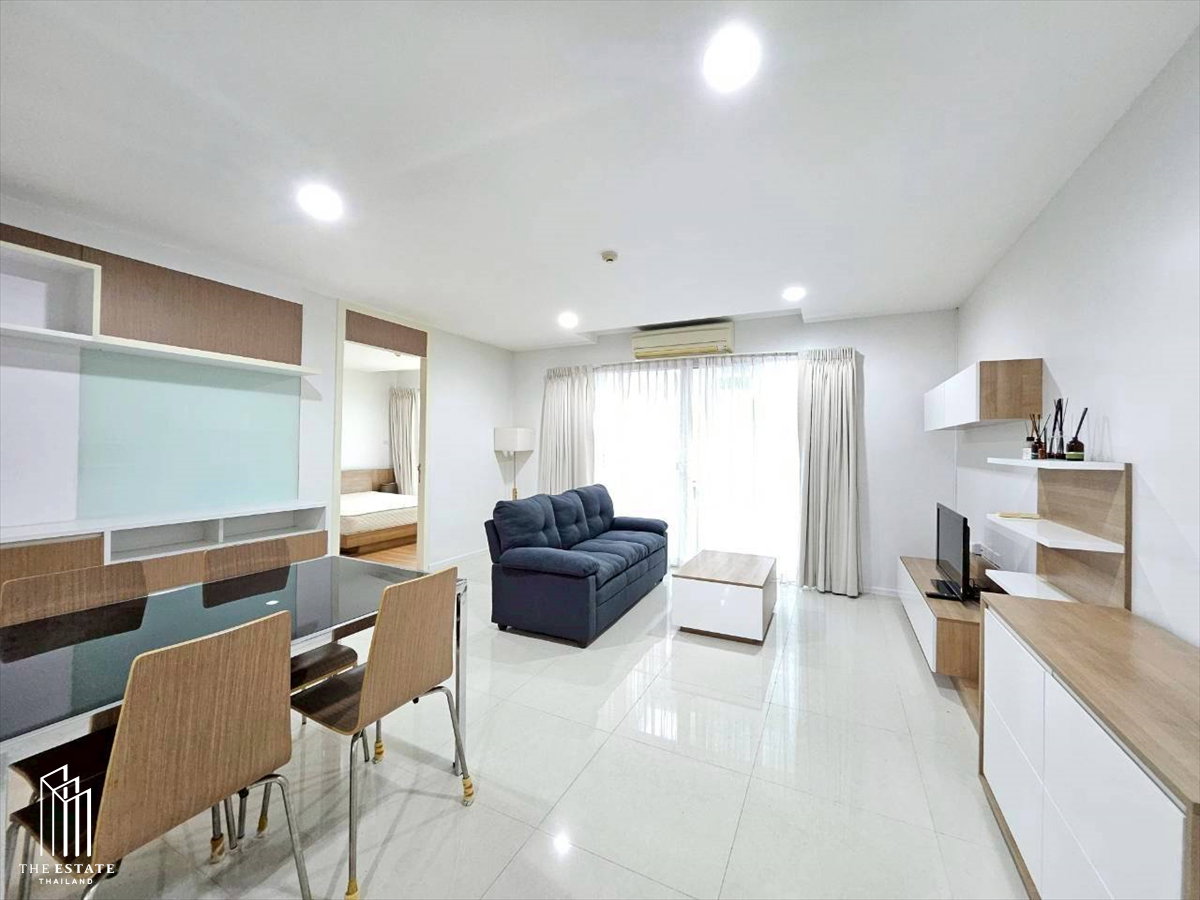 Selling with existing tenant. Whizdom The Exclusive 2-bedroom unit, 69.38 sq.m., with efficient space utilization, quiet and highly private, 