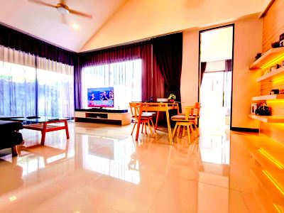 Houses for rent Bang Lamung Chonburi : 2 Bedroom Private Pool House for Rent in Huay Yai