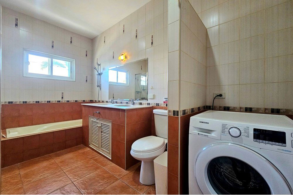 รูป [920601001-816] ขายพูลวิลล่าสุดหรู 2 ห้องนอน 2 ห้องน้ำ สระบัวและวิวภูเขา หัวหินซอย6 - รูปที่ 29/35