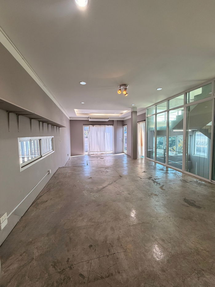 รูป 🏢 ให้เช่า! โฮมออฟฟิศ 3 ชั้น ย่านเพชรบุรี – พระราม 9 - รูปที่ 2/16