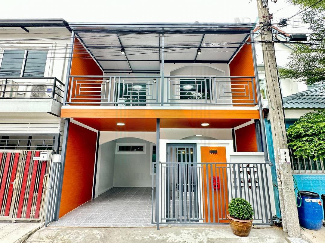 picture 📌 For Sell Town house BUATHONG THANI 2-story 4 bedroom 2 bathroom - 1/8