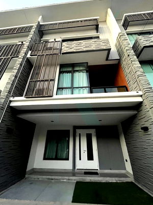 Home office for rent นวมินทร์ 111 : 📌 For Rent 3-story Home office PLEX RESIDENCE NAWAMIN 111 3 bedroom 4 bathroom