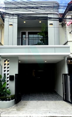 Townhouses for sale Yamjard Vichanusorn School : 📌 For Sell Town house LOET UBON RAMINTHRA 2-story 2 bedroom 2 bathroom
