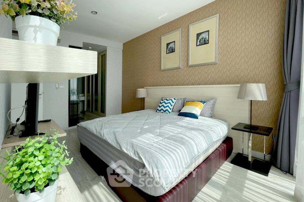 picture 2-BR Condo at Up Ekamai near ARL Ramkhamhaeng (ID 1815166) - 5/11