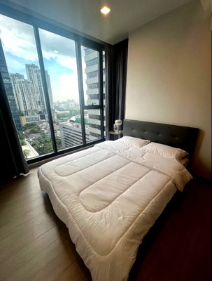 Condos for rent : 🔥41sq.m. Best Price🔥One9Five Condo 🏡Nicely decorated , high flooor , Fully furnish //Ask more info via LineOA : @assetrootz