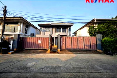 Land for sale Lak Mueang Shrine, Nonthaburi : [920091051-72] "Prime Thai Land: Build Your Dream Home Today"