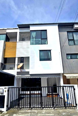 Townhouses for rent วิทยาลัยเซาธ์อีสท์บางกอก : 📌 For Rent 3-story Townhouse SARIN WIZ SUKHUMVIT 107 3 bedroom 4 bathroom
