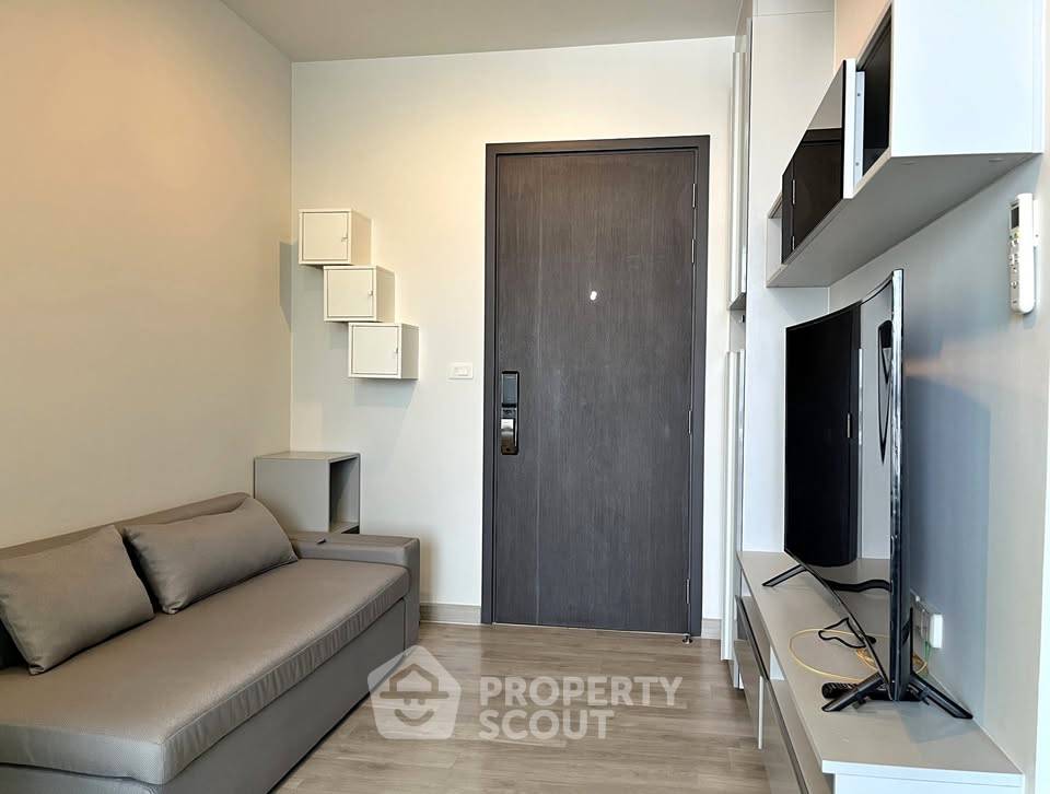 picture 1-BR Condo at Niche Pride Taopoon-Interchange near MRT Tao Poon (ID 2524357) - 1/16