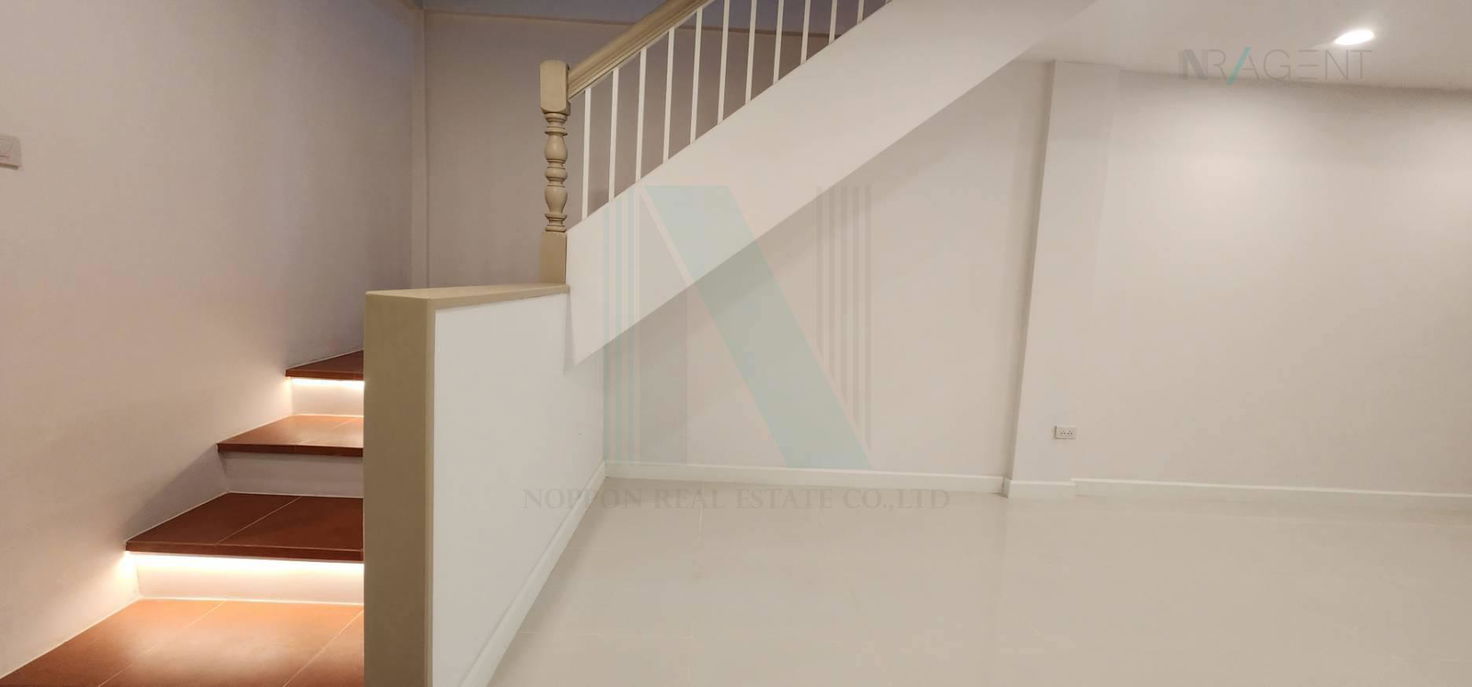 รูป 📌 ขายทาวน์เฮาส์ โครงการ เลิศอุบล รามอินทรา 2 ชั้น 2 ห้องนอน 2 ห้องน้ำ - รูปที่ 3/8