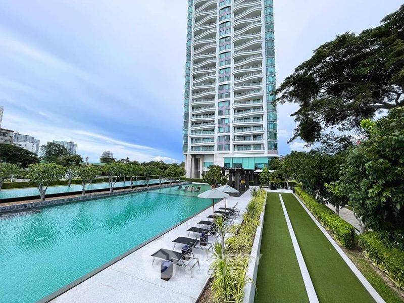 picture 4-BR Condo at Reflection Jomtien Beach Pattaya close to Pattaya (ID 2489085) - 13/14