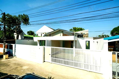 บ้านเดี่ยว อ่อนนุช 70/1 : 📌 ขายบ้านเดี่ยว โครงการ บ้านเสรี - อ่อนนุช 1 ชั้น 3 ห้องนอน 2 ห้องน้ำ