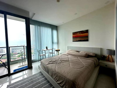 ขายคอนโด : The Riviera Jomtien Condo for Sale in Jomtien Pattaya