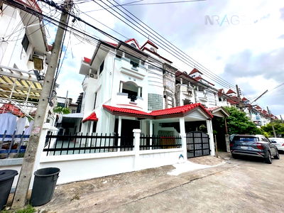 Townhouses for rent วิทยาลัยเซาธ์อีสท์บางกอก : 📌 For Rent 4-story Townhouse HOME AVENUE 101 3 bedroom 3 bathroom