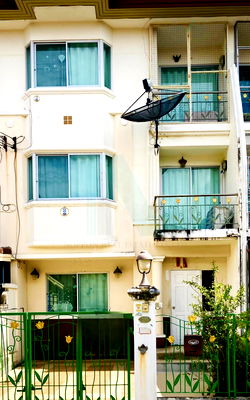 Townhouses for sale Tesco Lotus Srinakarindra : 📌 For Sell Town house SUPALAI VILLE SUKHUMVIT-SRINAKARIN 3-story 3 bedroom 3 bathroom