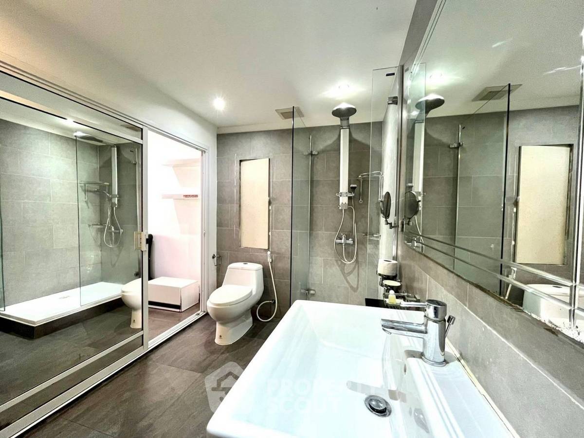 picture 1-BR Condo at Tudor Court close to Phratamnak (ID 2524563) - 14/16