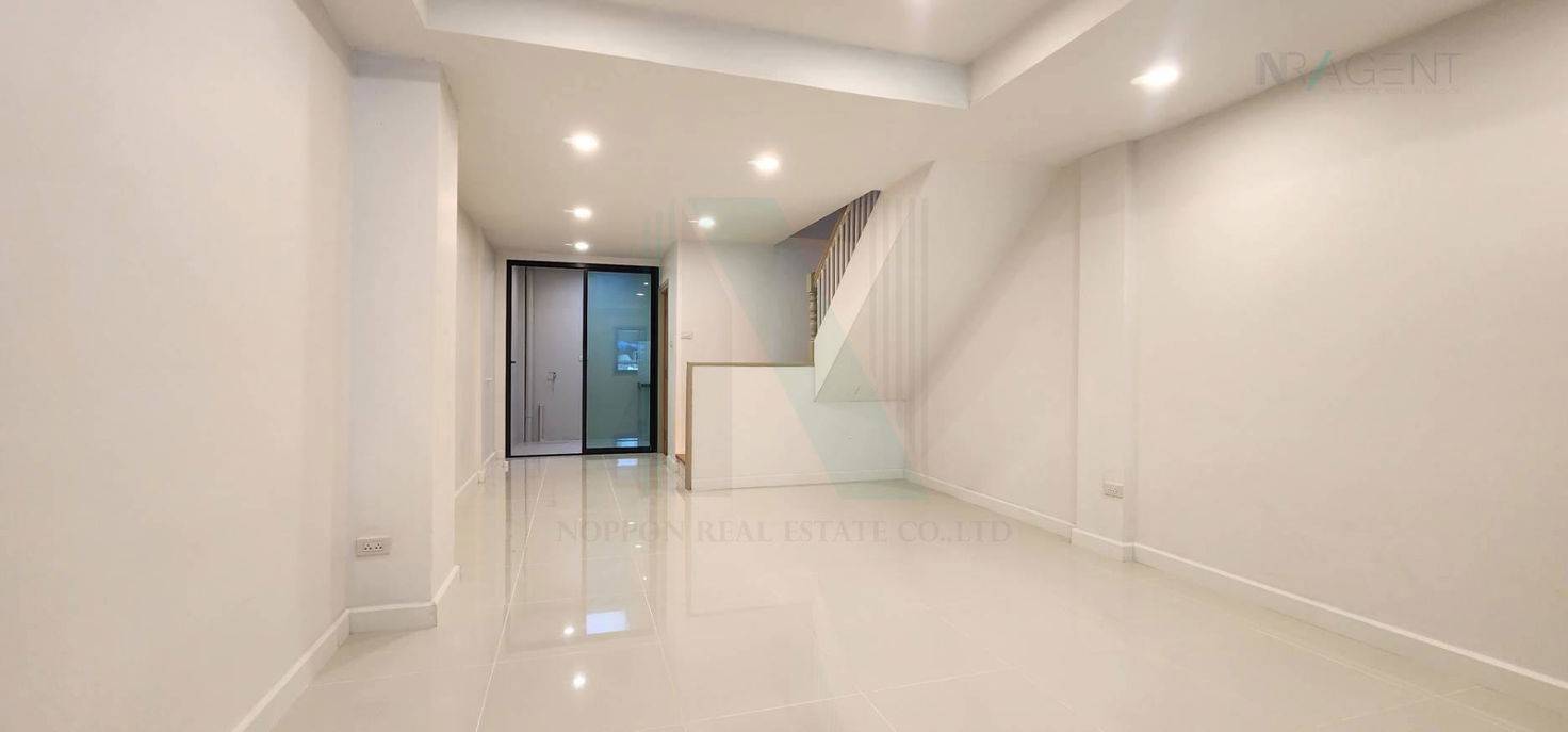 รูป 📌 ขายทาวน์เฮาส์ โครงการ เลิศอุบล รามอินทรา 2 ชั้น 2 ห้องนอน 2 ห้องน้ำ - รูปที่ 4/8