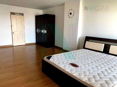 Condos for sale Prawet : Condo for sale, Supalai Park Srinakarin STUDIO, 23rd floor, Building A, near Thainakarin Hospital.