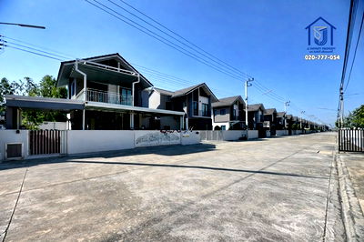 บ้านแฝด ม.ธรรมศาสตร์ ศูนย์รังสิต : ขายบ้านแฝด 2 ชั้น เดอะดูเอท คลองสอง ซอยรังสิต-นครนายก 31 ใกล้ฟิวเจอร์พาร์ครังสิต 