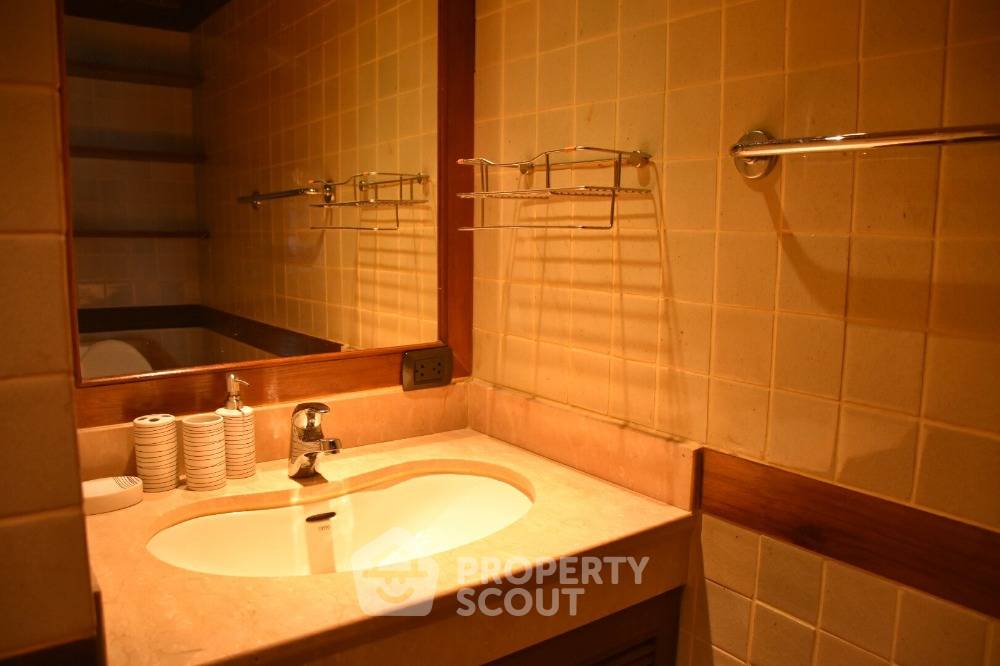 รูป คอนโด 2-ห้องนอน ที่ ไดมอนด์ ทาวเวอร์ คอนโดมิเนียม ใกล้ BTS ช่องนนทรี (ID 1429286) - รูปที่ 28/39