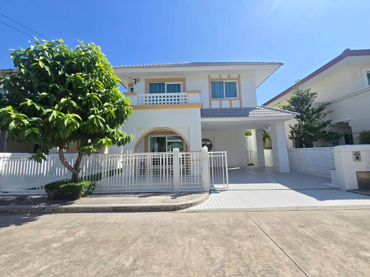 รูป บ้านเดี่ยวหลังใหญ่ กว้างขวาง แต่งใหม่สวยมาก ม.เดอะเซนโทร รามอินทรา คันนายาว เฟอร์นิเจอร์,แอร์ พร้อมอยู่ - รูปที่ 2/52