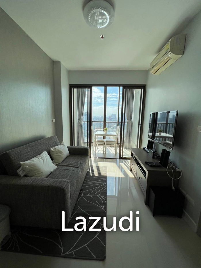 picture Modern 34 sqm 1 Bedroom Condo on 19th Floor in Bang Na Bangkok - 3/5