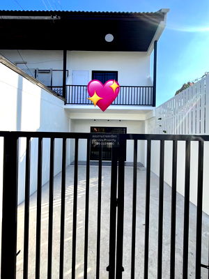 Townhouses for sale Nawamin Road : For Sale Townhouse/Townhome  , Wang Rung Nuanchan 16 , Khlong Kum , Bung Kum , Bangkok , CX-141418 ✅ Live chat with us ADD LINE @connexproperty ✅