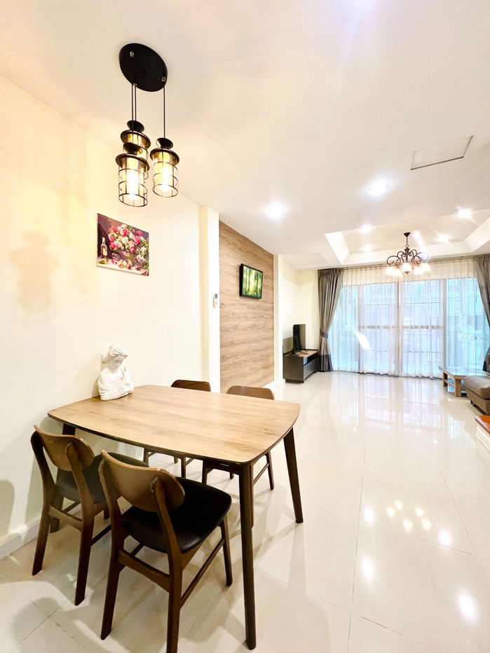 รูป ให้เช่า บ้านกลางเมือง 35,000 บาท/เดือน เฟอร์ฯ ครบ พร้อมเข้าอยู่ - รูปที่ 4/23