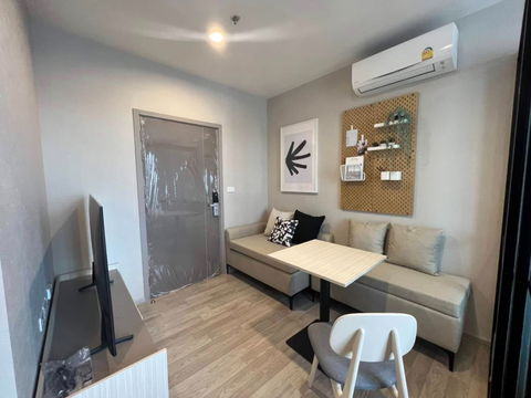 BTS Bang Na 270 m. Price 13,000 Baht Condo Ideo Mobi Sukhumvit East Point ( Rental )