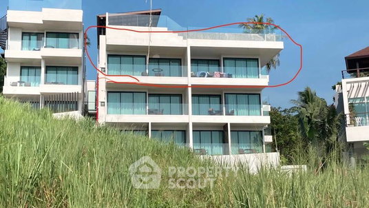 คอนโด 2-ห้องนอน ที่ สเปลนดิด คอนโด ใน หาดกะรน (ID 2528236)