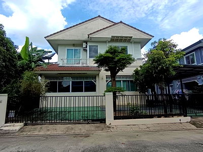 เช่าบ้านเดี่ยว ถนนฉลองกรุง : 🏠 ให้เช่าบ้าน : Chollada Suvarnabhumi (ชลลดา สุวรรณภูมิ)   รหัสทรัพย์ | 📌LNP-H756 