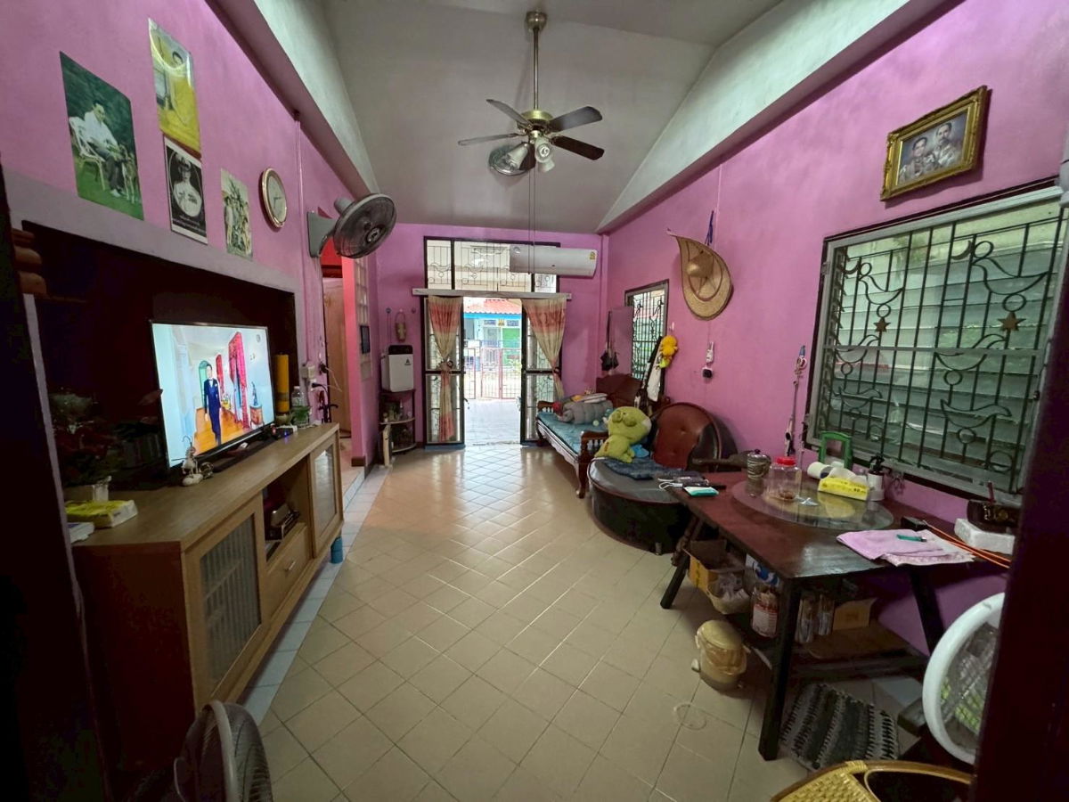 รูป ขาย ทาวน์เฮ้าท์ ชั้นเดียว 2 หลังทะลุเป็นหลังเดียว มีดาดฟ้า หมู่บ้านวรารักษ์ รังสิต - คลองสาม คลองหลวง ปทุมธานี - รูปที่ 3/11