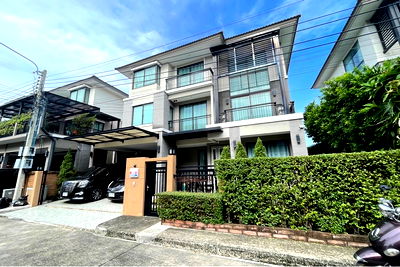 Houses for sale True Tower Phatthanakan : [920071083-33] Experience Luxurious City Living in Suan Luang