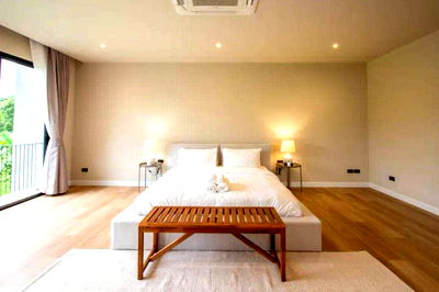 Houses for sale Soi Ekamai (Sukhumvit 63) : LTH14085 – House for Sale | House in Phra Khanong | 300 sqm | 3 Beds 3 Baths | Near BTS Phra Khanong | 30 MB | บ้านขาย พระโขนง