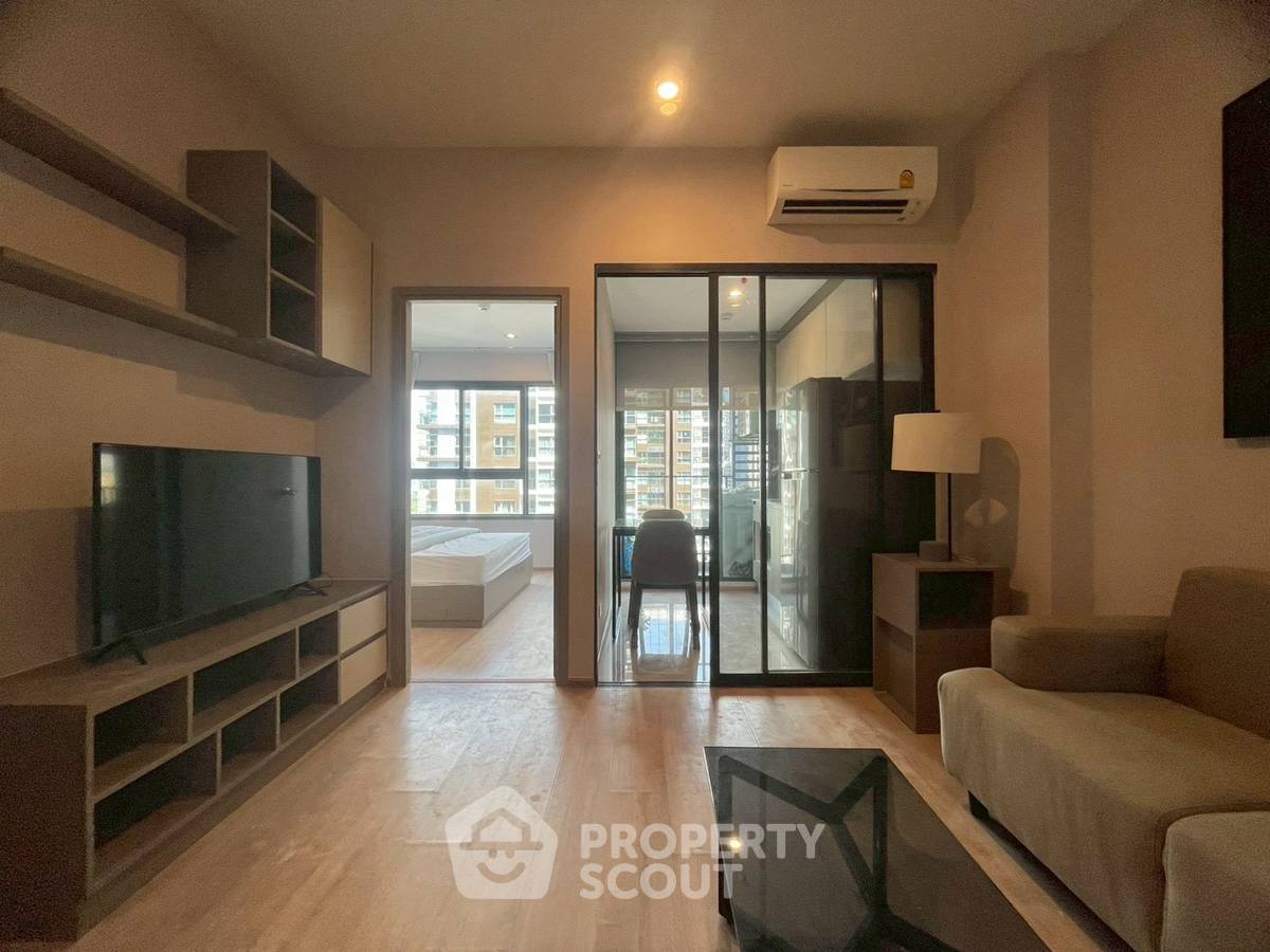 รูป คอนโด 1 ห้องนอน ชั้นสูง 32 ตร.ม. Ideo Rama 9 - Asoke ห่าง MRT พระราม 9 300 ม. (ID 2527297) - รูปที่ 2/7