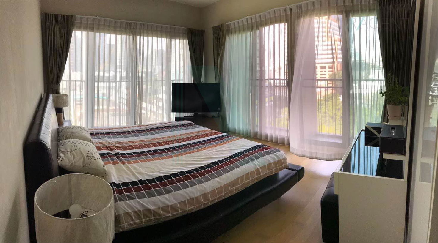 รูป ให้เช่าคอนโด โนเบิล รีวีล เอกมัย อาคาร 1 ชั้น 10 2 ห้องนอน ขนาด 75 ตรม ใกล้ สถานีขนส่งสายตะวันออก - รูปที่ 4/8