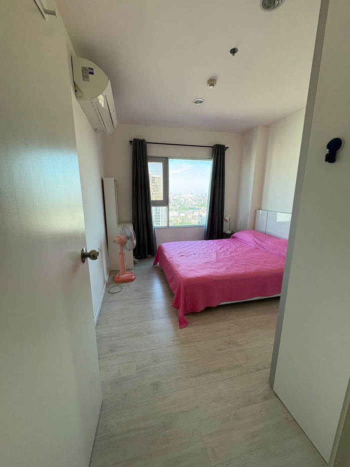 picture Aspire sathon thapha near BTS Taladphu - 3/7