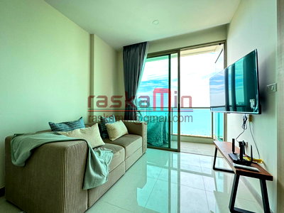 Condos for rent Thai Watsadu South Pattaya : High-Floor 1-Bedroom Condo with Sea View – The Riviera Jomtien