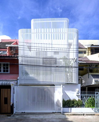 ทาวน์โฮม สุขุมวิท 49 : ขายทาวน์เฮ้าส์/ทาวน์โฮม  เอสเคป ปรีดี - เอกมัย วิวสวย รีโนเวทใหม่ BTS-เอกมัย คลองตันเหนือ เขต วัฒนา กรุงเทพ CX-142087 ✅ ทักไลน์ @connexproperty ตอบทันที ทีมงานมืออาชีพ ✅