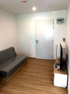 Condos for rent Lat Krabang : For rent, Senakit Chalongkrung-Ladkrabang, 1 bedroom, 2nd floor, Building B, near Avenue Plaza Market.