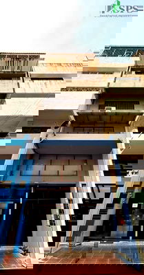 เช่าอาคารพาณิชย์ สุขุมวิท 44/1 : อาคารพาณิชย์ ให้เช่า อยู่ใกล้ บีทีเอส พระโขนง (SPSJP13)