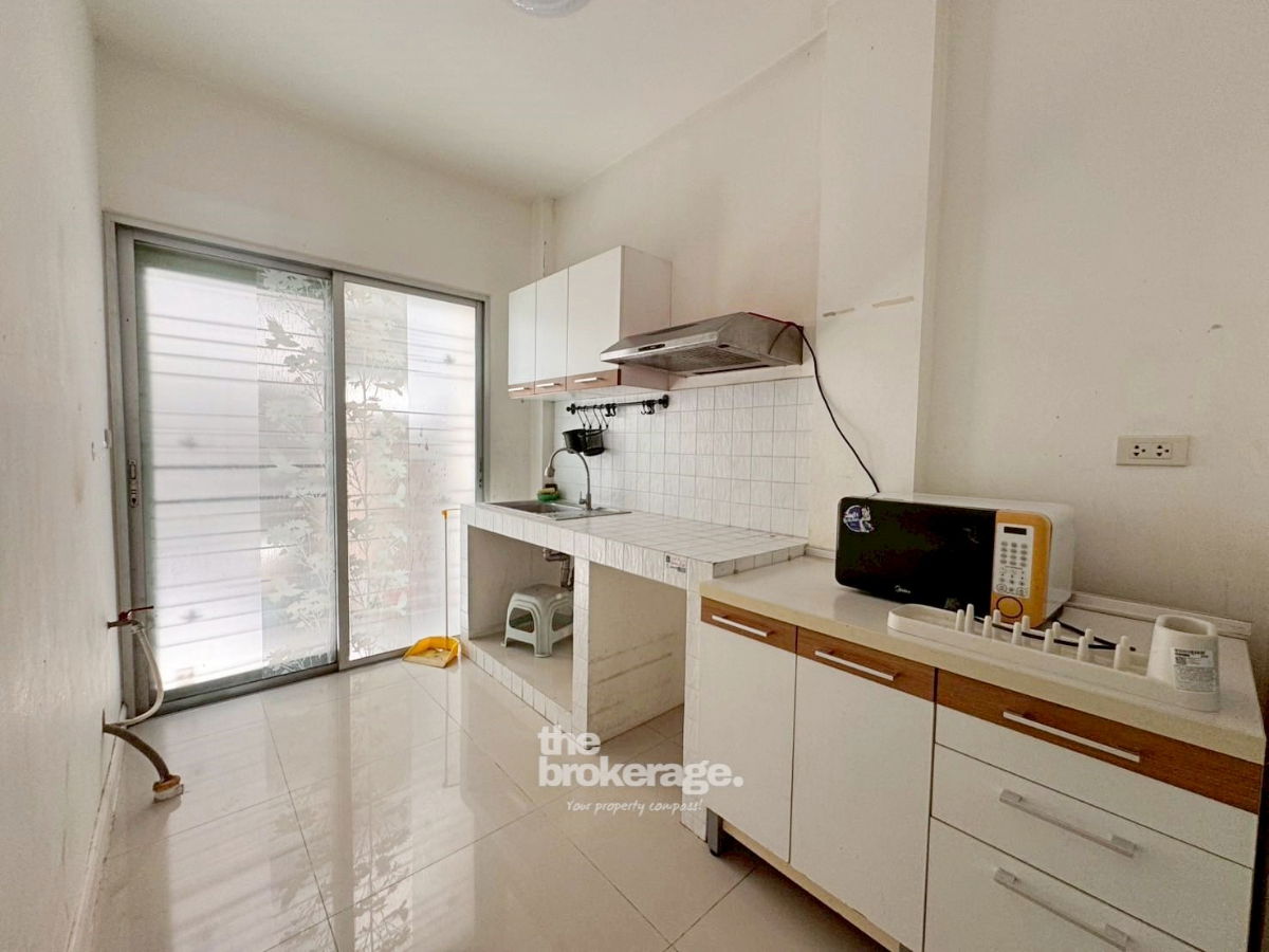 picture LINE : @thebrokerage Townhome, Vista Park Ratchada-Ramintra, 180 sq.m., 22.3 sq.w., 3 bedrooms, 4 bathrooms 23,000 THB, 4.99 Mb. - 12/15