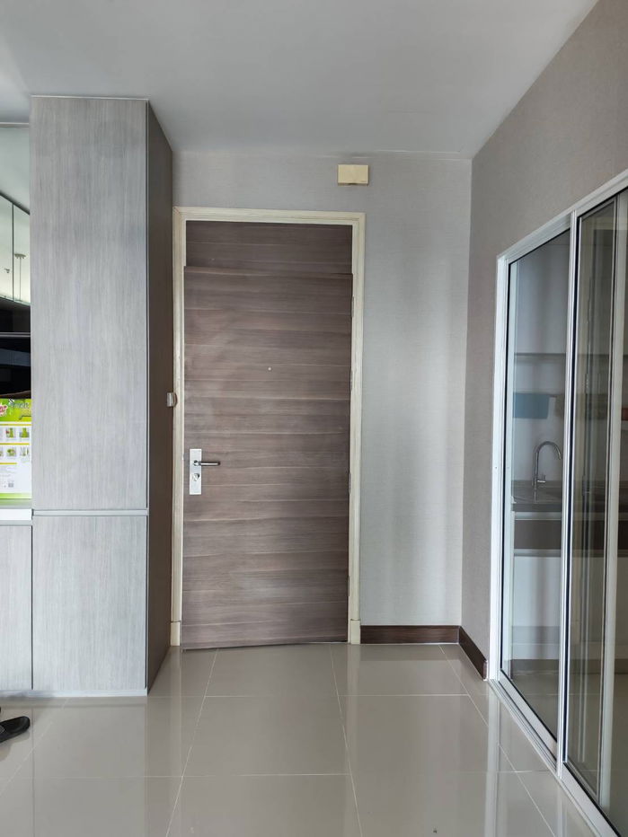 รูป ❣️ว่าง❣️ ห้องแต่งสวย พร้อมอยู่ 🌷♥️ ห้องรีโนเวทใหม่ 🌟🌟 เฟอร์ครบ ✅️✅️ สนใจติดต่อ 085-235-1309 ยุ้ย☎️ - รูปที่ 15/17