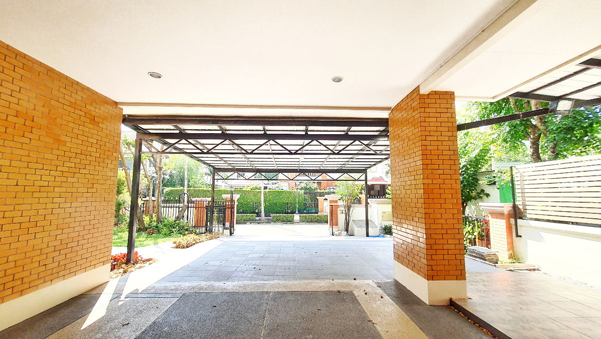 รูป ขายบ้านหรู 2 ชั้นพร้อมเรือนรับรอง ม. Q House Avenue พระราม5 เนื้อที่ 162 ตร.ว. รีโนเวทใหม่ทั้งหลังและยังไม่ได้เข้าอยู่ ใกล้ทางด่วนศรีรัช - รูปที่ 4/46