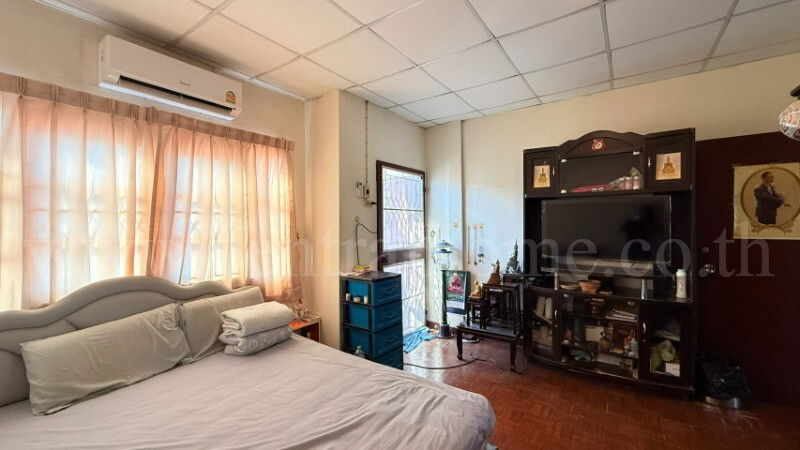 รูป ทาวน์เฮ้าส์ หมู่บ้าน ดวงกมล ซอยพระยาสุเรนทร์ 35 - คลองสามวา - รูปที่ 5/9