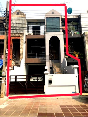 Townhouses for sale Thailand Nursing and Midwifery Council : For Sale Townhouse/Townhome  , Warren Mansion 2 , newly renovated , Lat Yao , Chatuchak , Bangkok , CX-141630 ✅ Live chat with us ADD LINE @connexproperty ✅