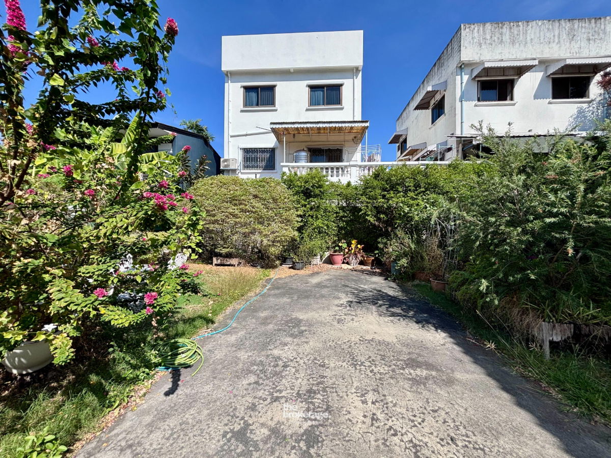 picture Detached House for Rent Ratchada 32 (150 Sq.w) Rent: 30,000 THB LINE : @thebrokerage - 2/16