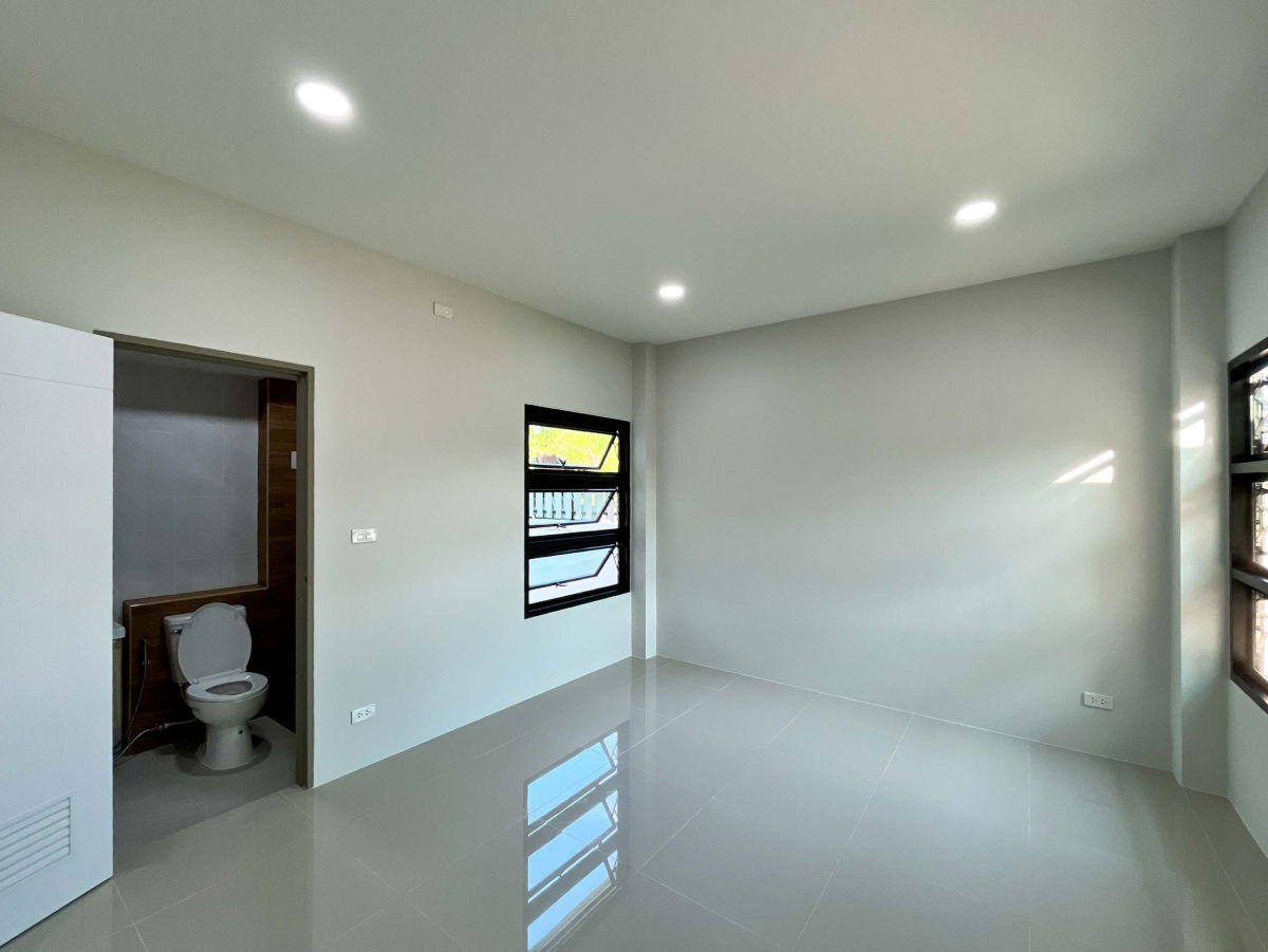 picture Newly built house for sale in the Pa Daed, along the Ping River, Chiang Mai 🏡 - 19/20