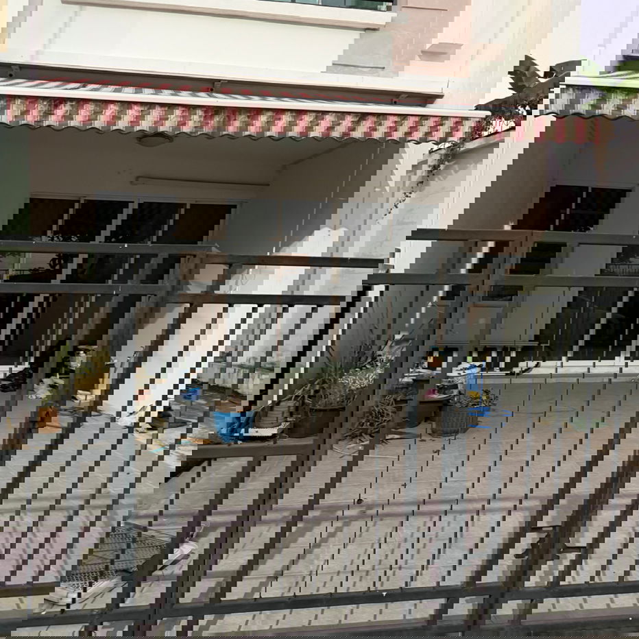 picture For Rent: 3-Story Corner Townhome – Baan Klang Muang Essence On Nut-Wongwaen (3BR/3BA) - 1/17