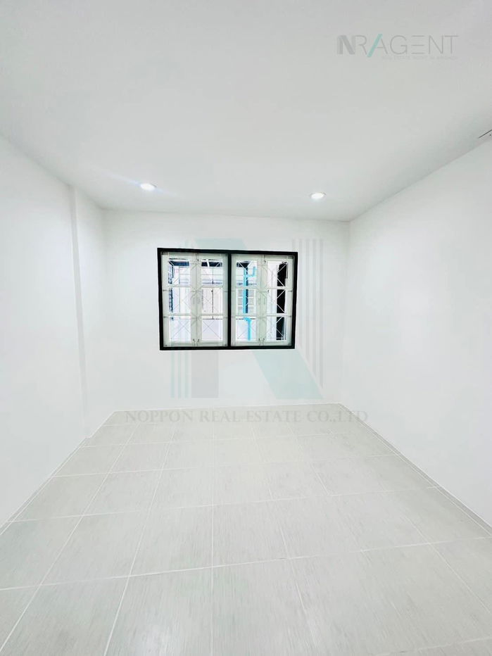 รูป ขายทาวน์เฮาส์ โครงการ หมู่บ้านบ้านบัวทอง 2 ชั้น 2 ห้องนอน 2 ห้องน้ำ - รูปที่ 7/8