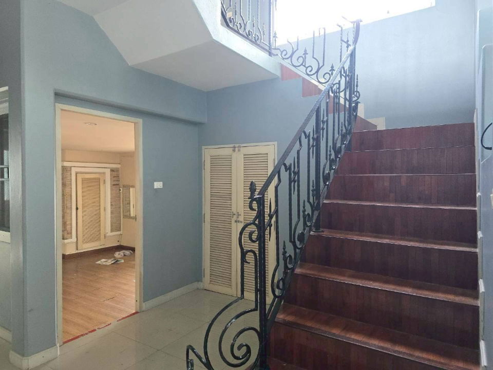 รูป ❗️โอกาสดีสำหรับนักลงทุน❗️ขายบ้านในโครงการ Emperor 2 บนถนนวงแหวนรอบ 2 เดินไปโลตัสรวมโชคได้ พร้อมสำหรับรีโนเวทSW003111 - รูปที่ 17/20